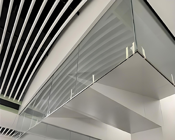 宁夏玻璃宁夏挡烟垂壁