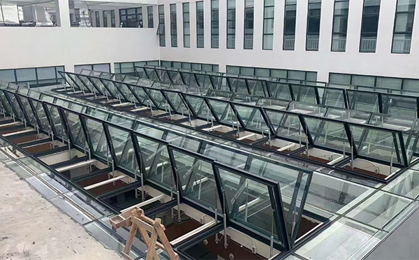 百安科技有限公司近期宁夏排烟窗项目案例分享 百安科技有限公司近期宁夏排烟窗项目案例分享